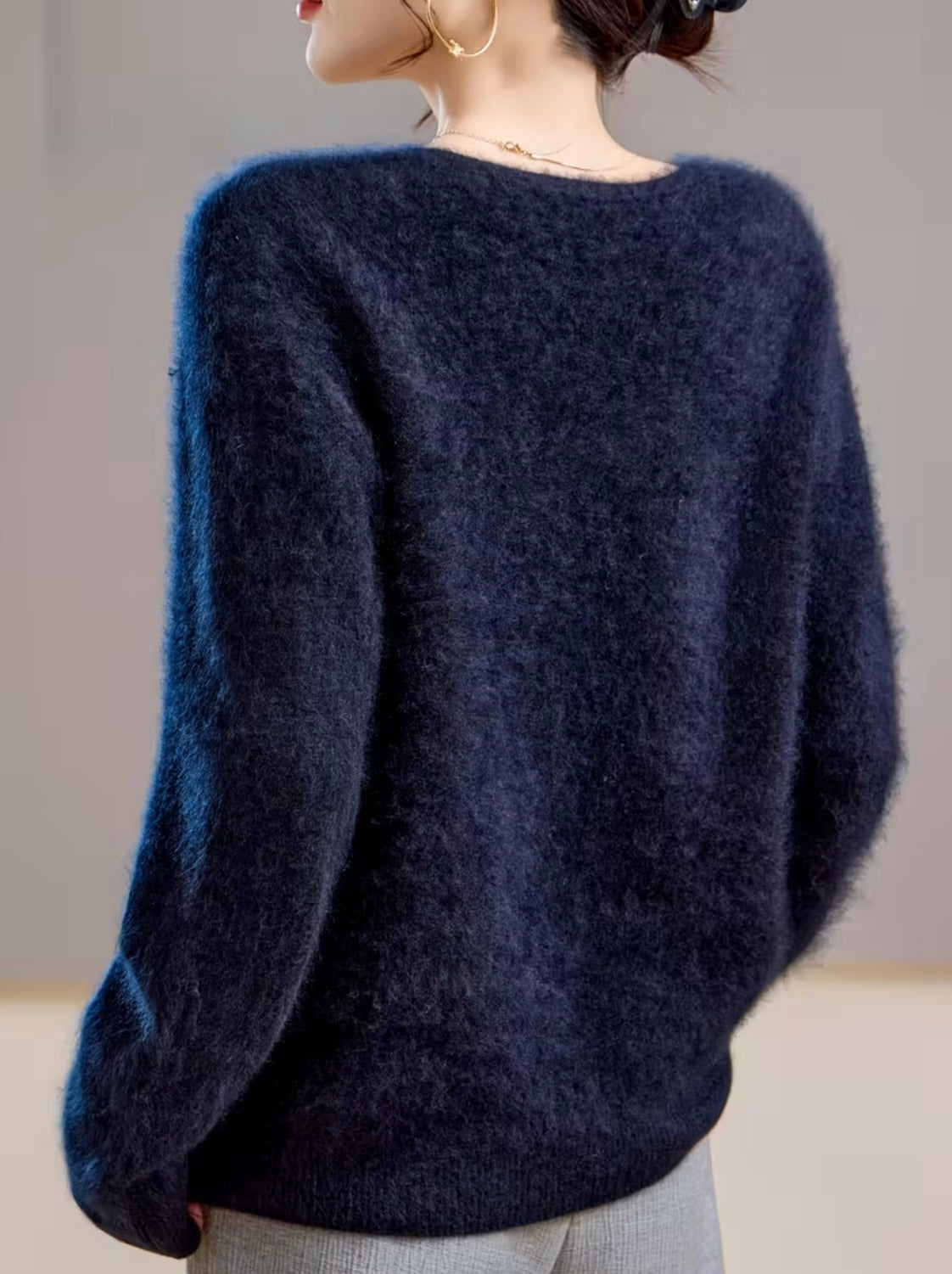 Cashmere Blend V-neck