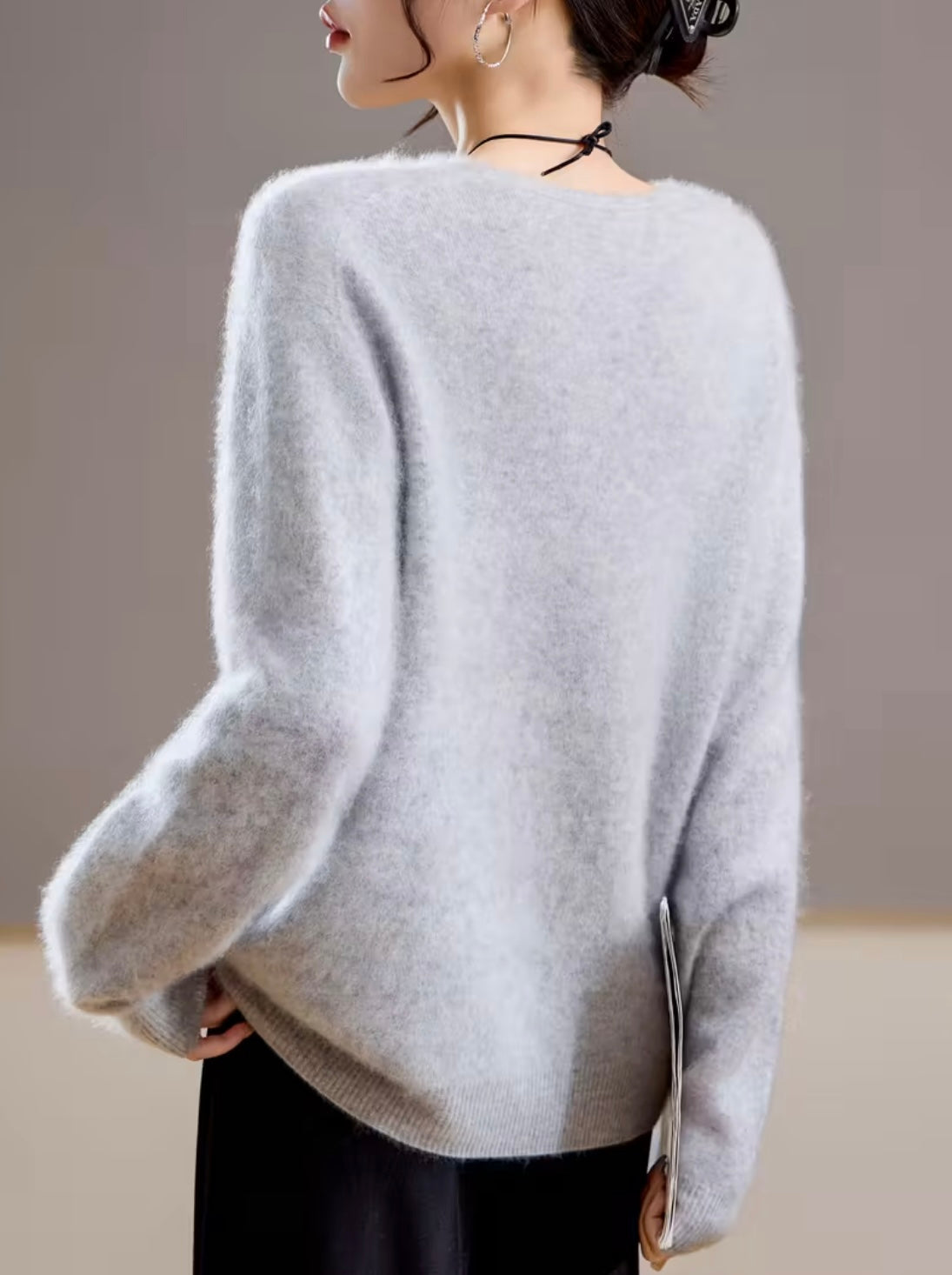 Cashmere Blend V-neck