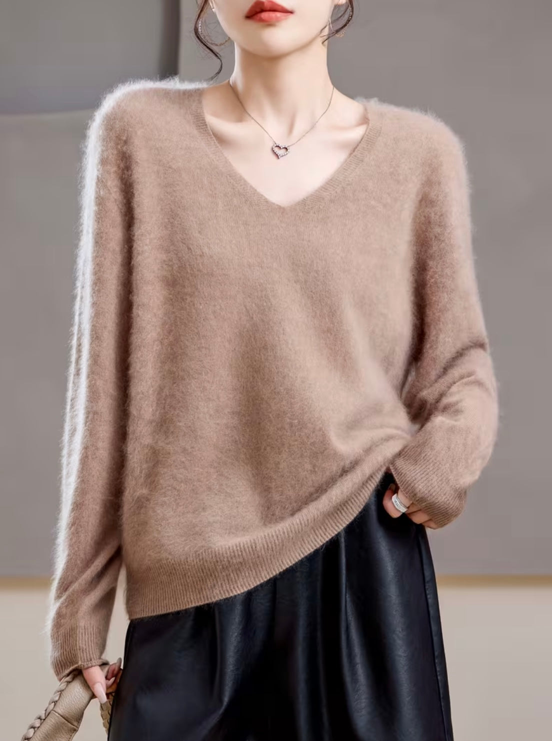 Cashmere Blend V-neck
