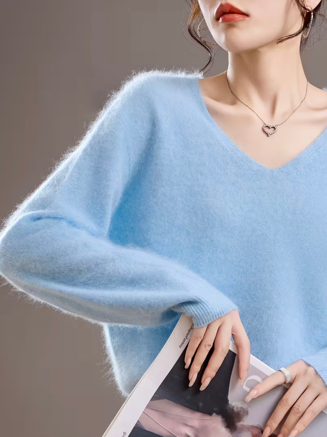 Cashmere Blend V-neck