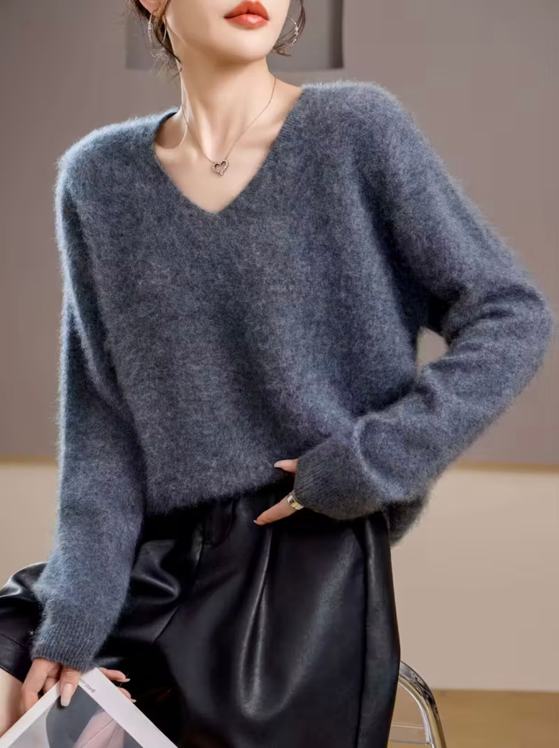 Cashmere Blend V-neck