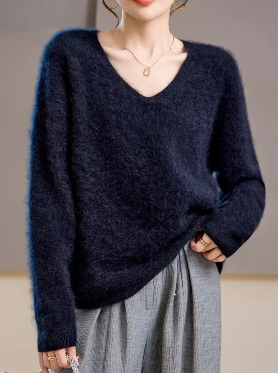 Cashmere Blend V-neck