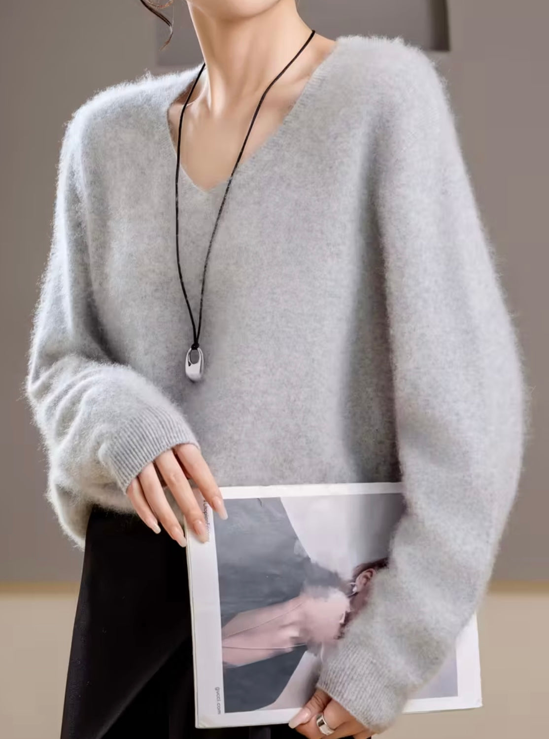 Cashmere Blend V-neck