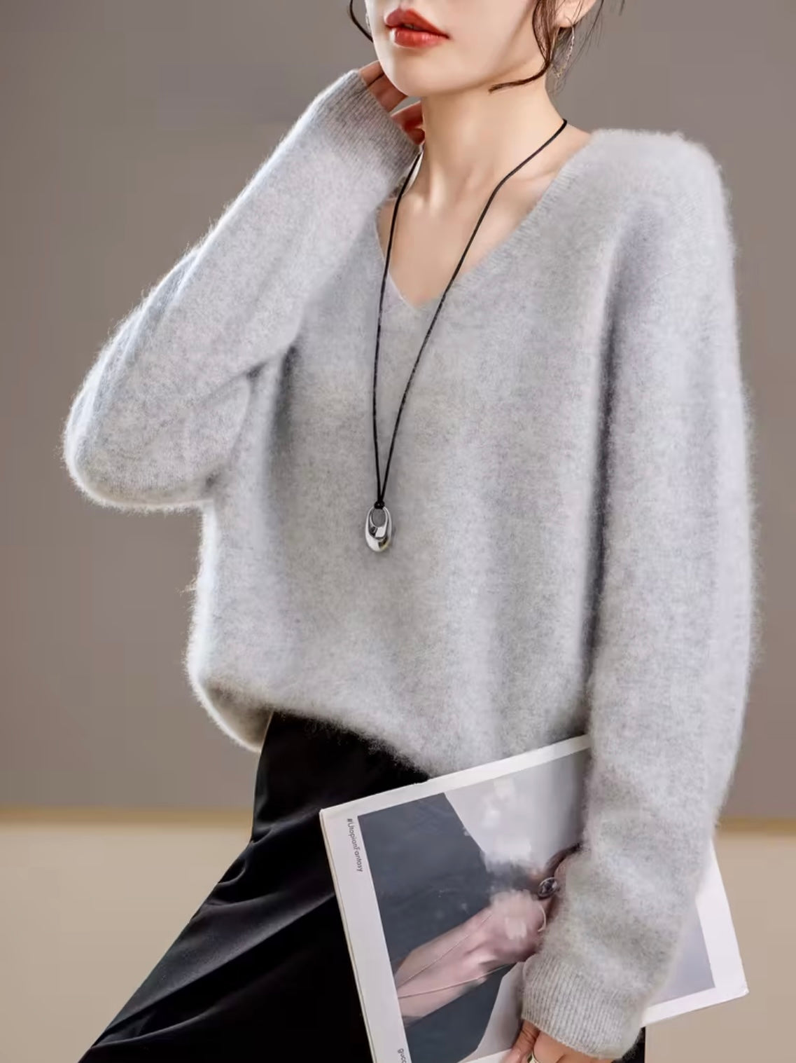 Cashmere Blend V-neck