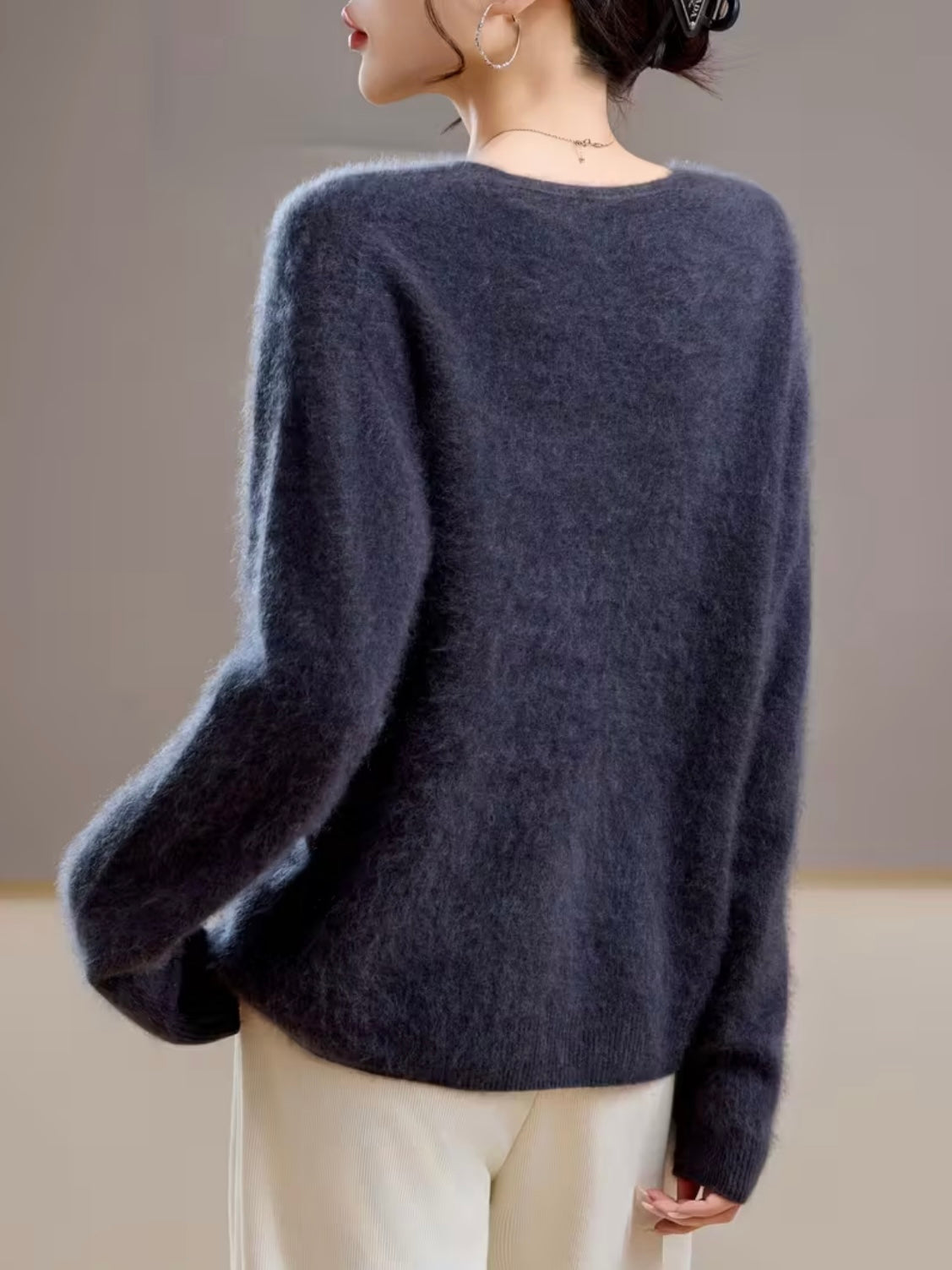 Cashmere Blend V-neck